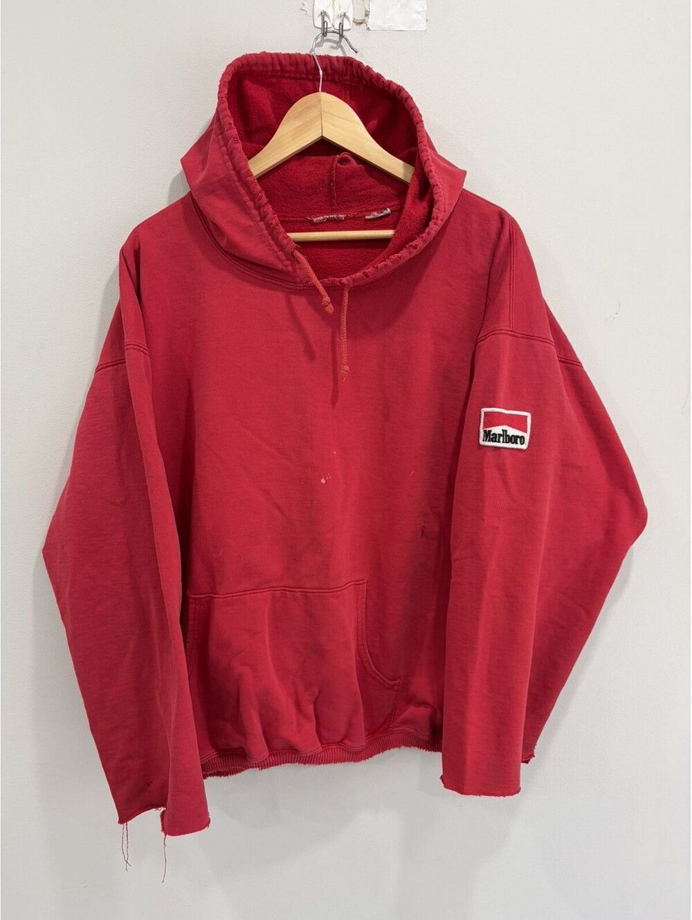 Vintage Marlboro Thrashed Hoodie sweater
